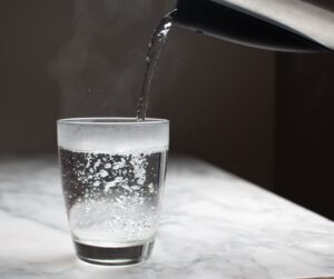 Miért fontos a víz ivása kezelés után